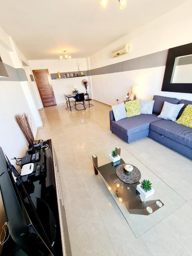 Stunning Apartment C106 With Balcony Looking Over Pool Πέγεια Εξωτερικό φωτογραφία