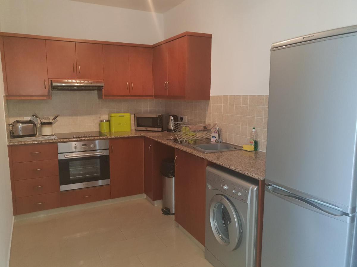 Stunning Apartment C106 With Balcony Looking Over Pool Πέγεια Εξωτερικό φωτογραφία