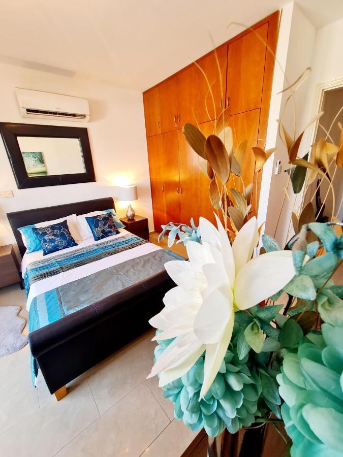 Stunning Apartment C106 With Balcony Looking Over Pool Πέγεια Εξωτερικό φωτογραφία