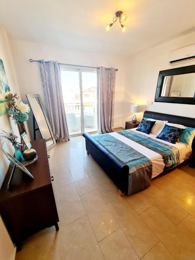 Stunning Apartment C106 With Balcony Looking Over Pool Πέγεια Εξωτερικό φωτογραφία